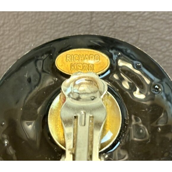 Vintage Richard Kerr Rhinestone Shield Statement Runway Clip On Earrings Signed - Picture 6 of 9